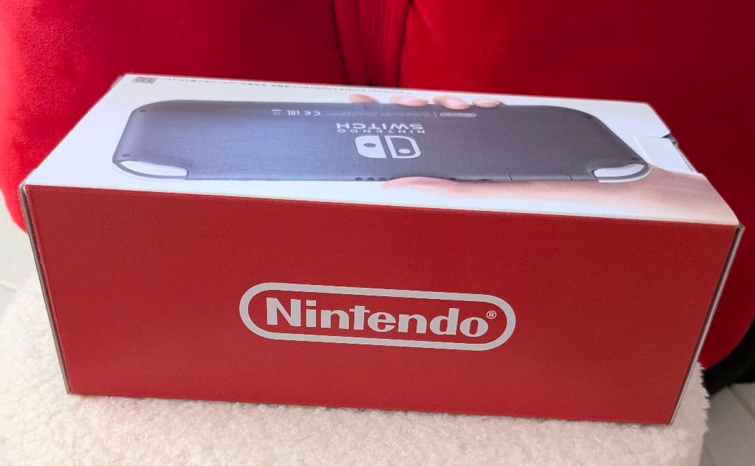 新品　Nintendo Switch Lite　任天堂　スイッチライト　グレー