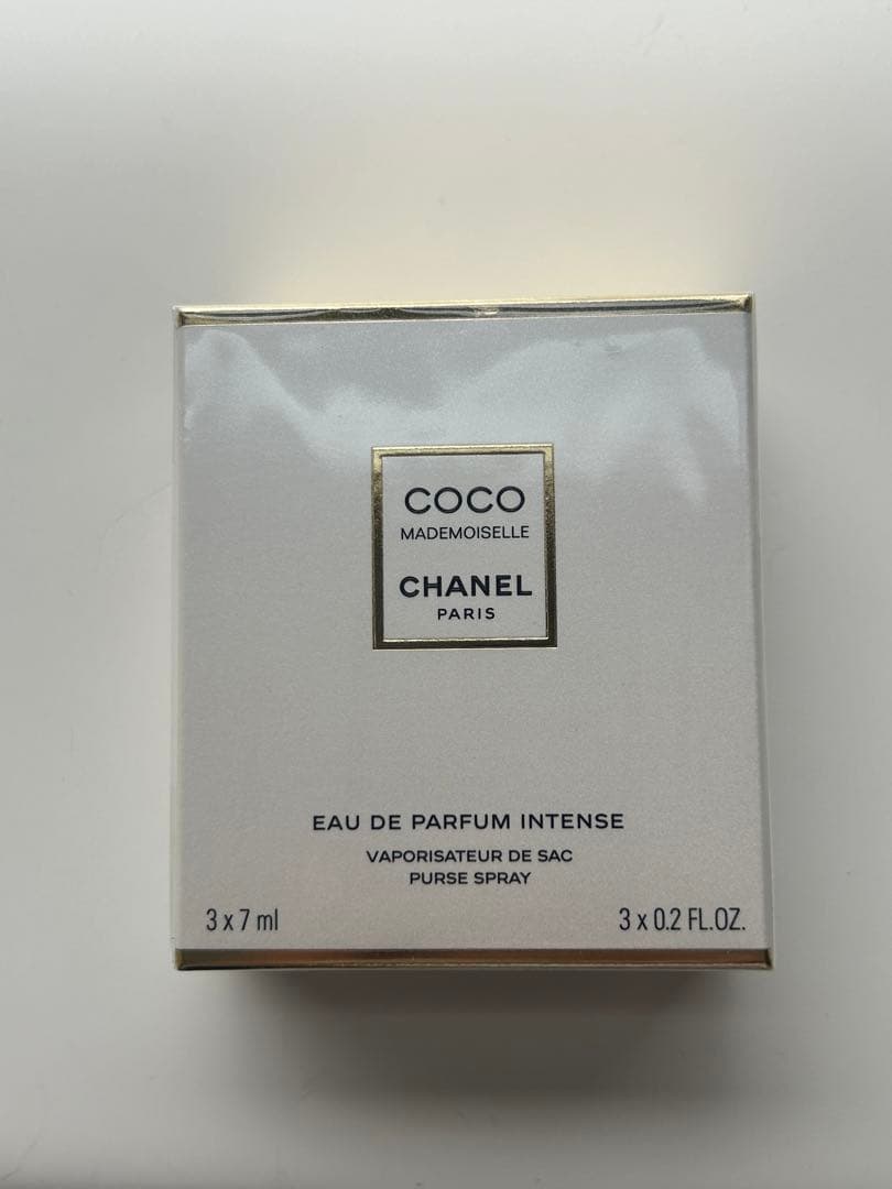 CHANELオードゥ パルファム アンタンス パース スプレイ　チェーン付き