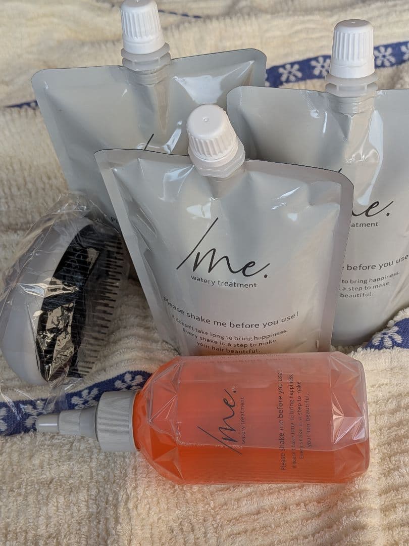 リキッドヘアトリートメントbz::本体1個詰め替え3個入り。値下げ交渉OKです