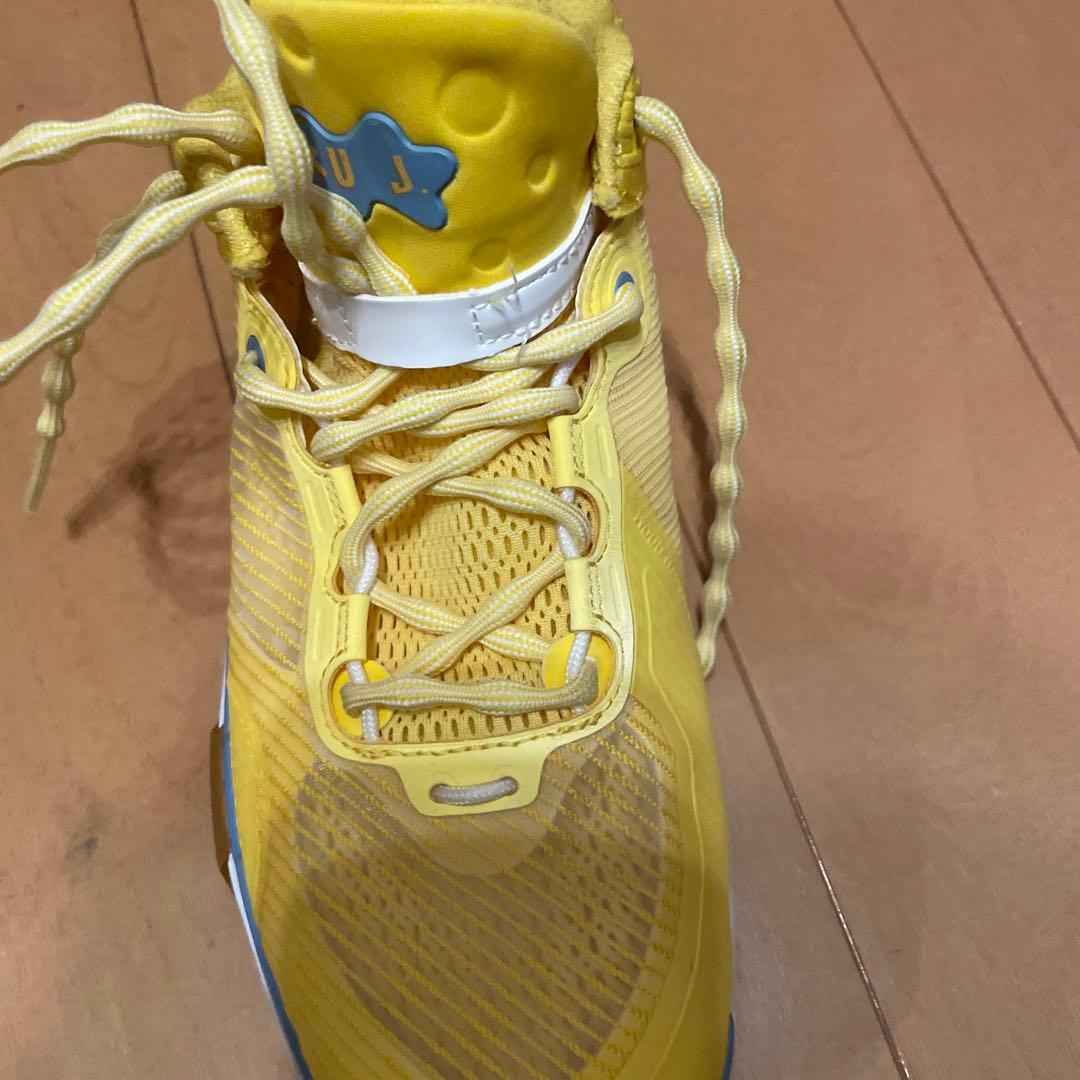 リーニン シャドウ6 wade us9 スポンジボブ