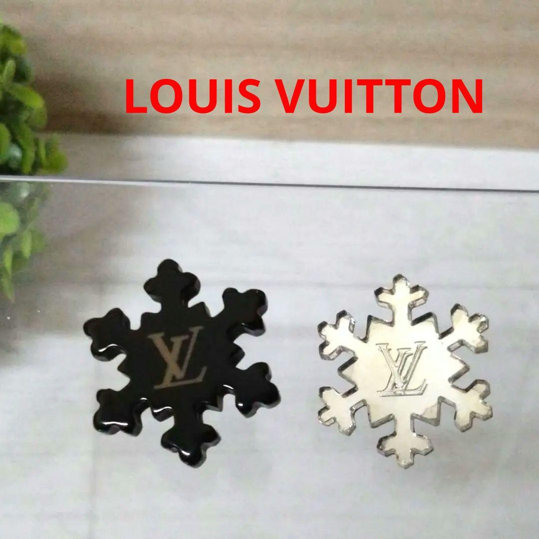 廃盤 LOUIS VUITTON ピンバッジ ブローチ 雪の結晶 2点セット