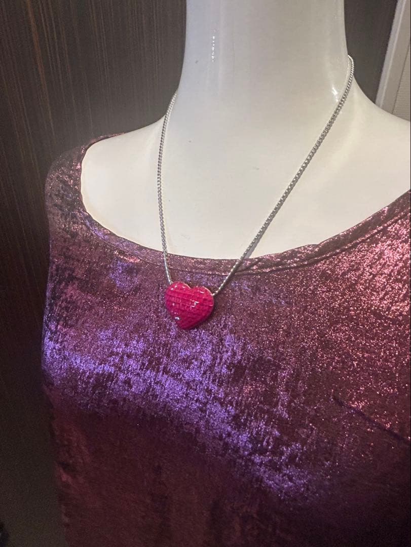 コ*□様 ミステリーセッティングシンセテックルビーデザインリング➕ハートモチーフ