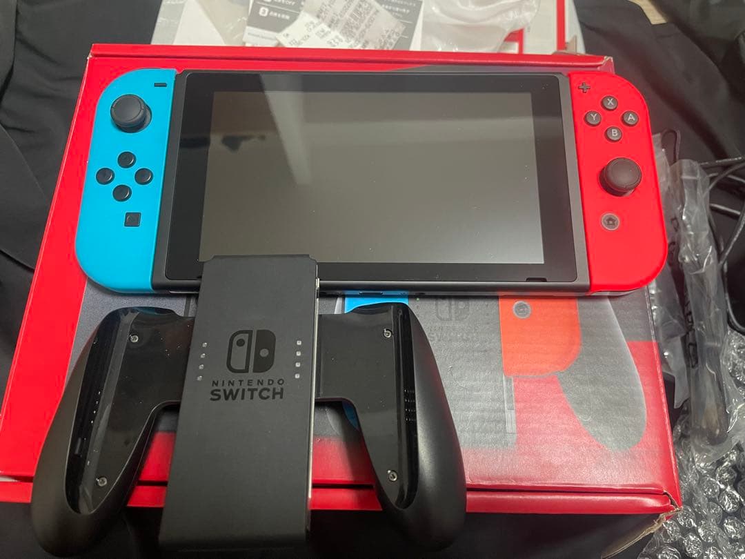 Nintendo Switch 新品同様 付属品完備