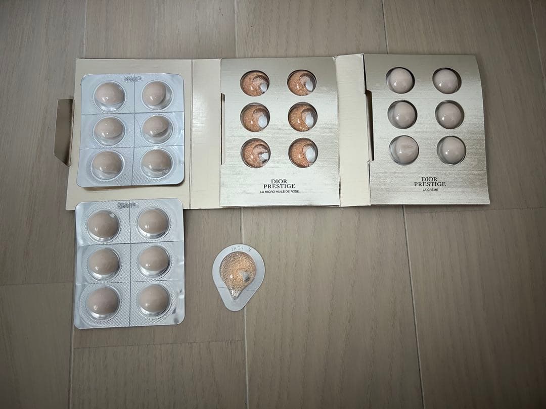 Dior 化粧品セット+おまけ