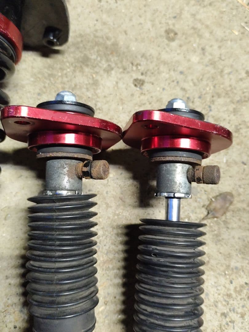 R*ン様 ラルグス　フルタップ車高調　スペックS　52 エルグランド