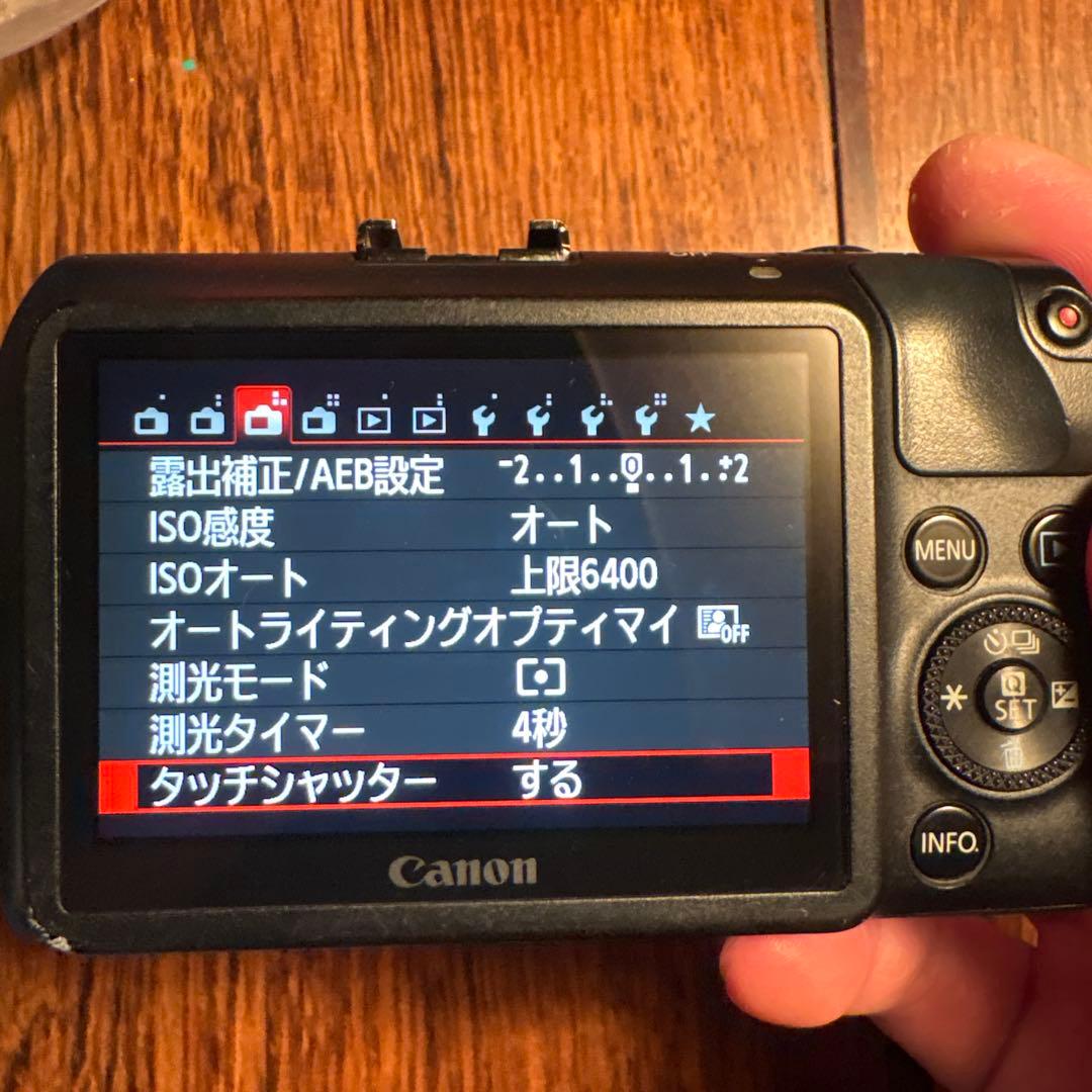 Canon EOS M ダブルレンズキット
