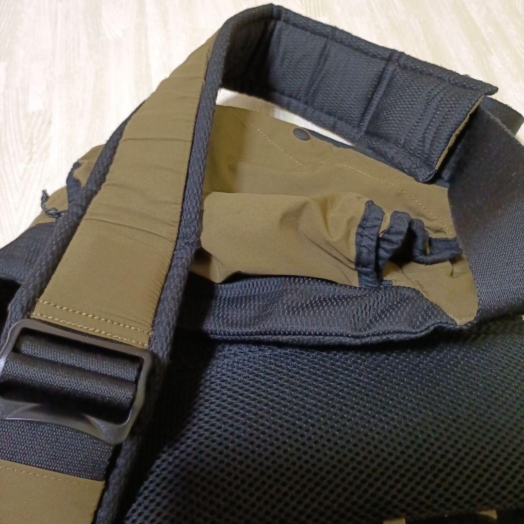 LOGOS抱っこ紐　ロゴス腰抱き　軽量　マルチケープ付き（授乳）