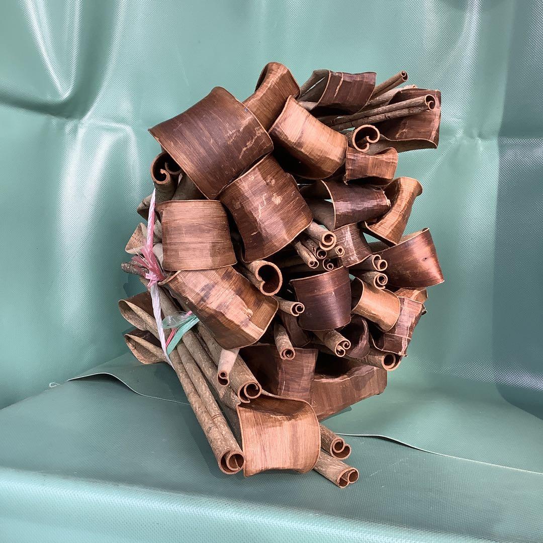 乾燥くるみ樹皮2kg 、　8-008