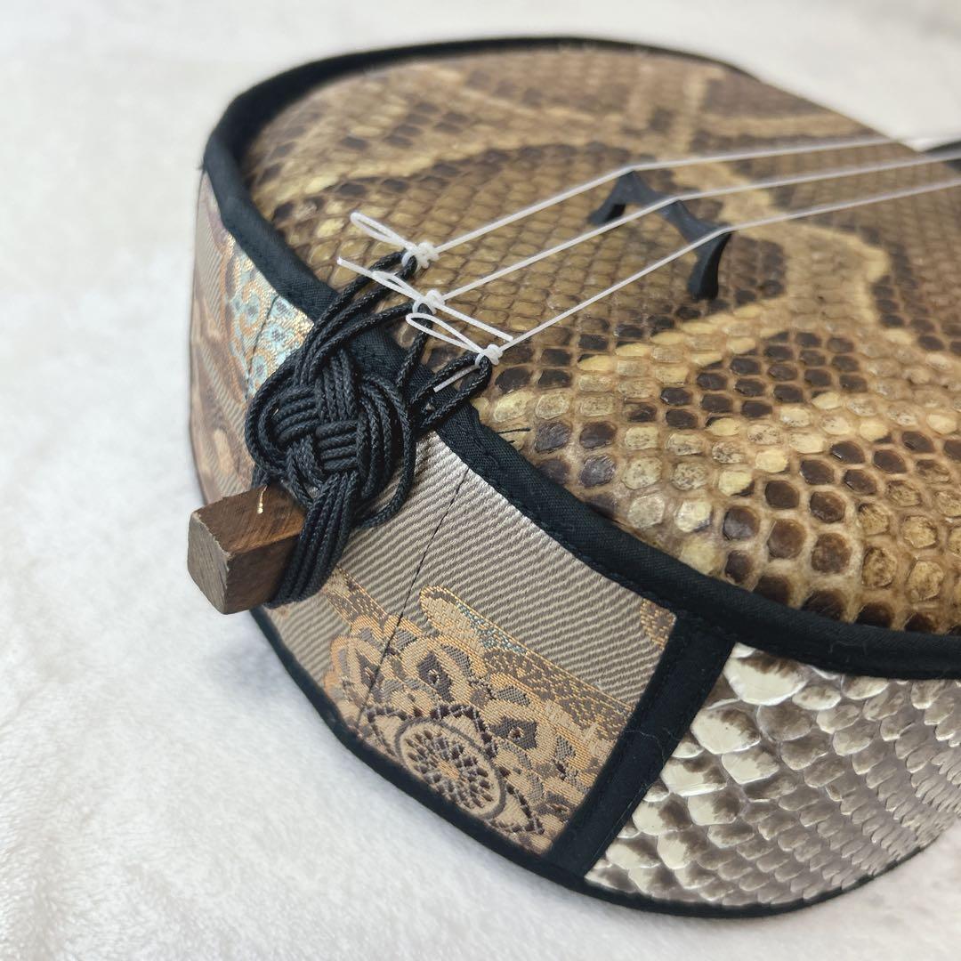 ✨強化張り✨ 沖縄三味線　本皮 本革 蛇皮 蛇革　琉球　三味線