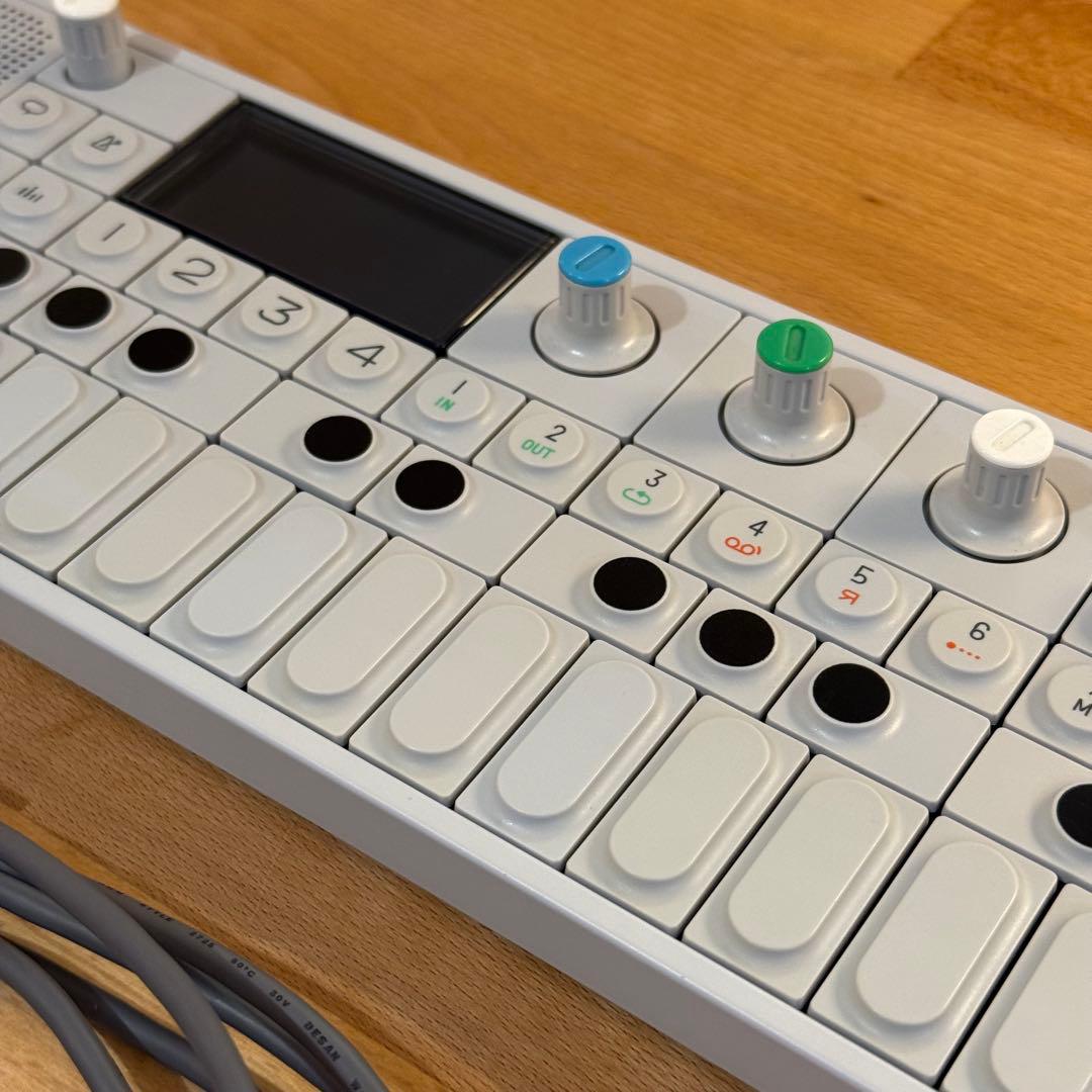 【完動品】Teenage Engineering OP-1