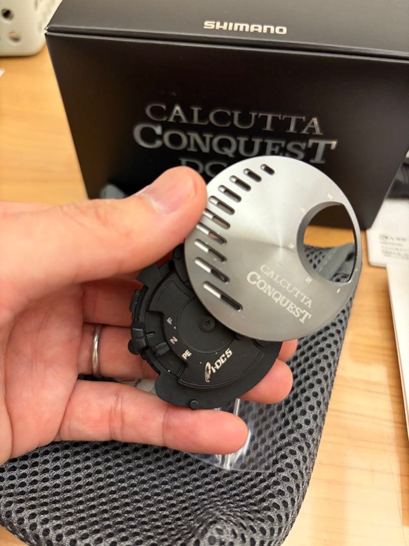 シマノ 20 カルカッタ コンクエスト DC 101 LEFT