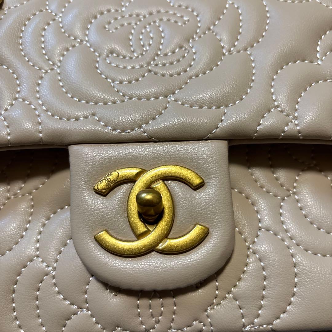 ショルダーバック　ノベルティ　ベージュ✖️ゴールド　カラー