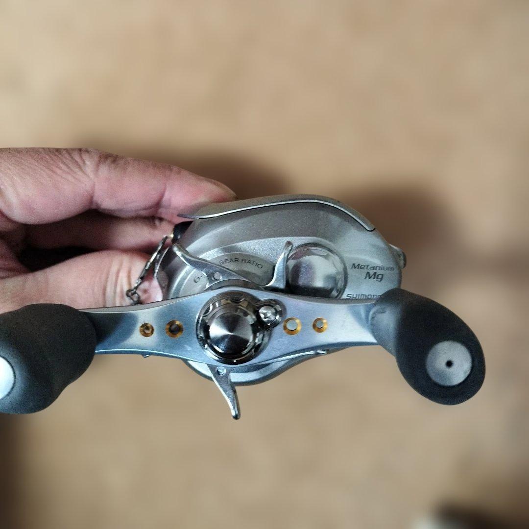 シマノ　SHIMANO nium Mg ベイトリール