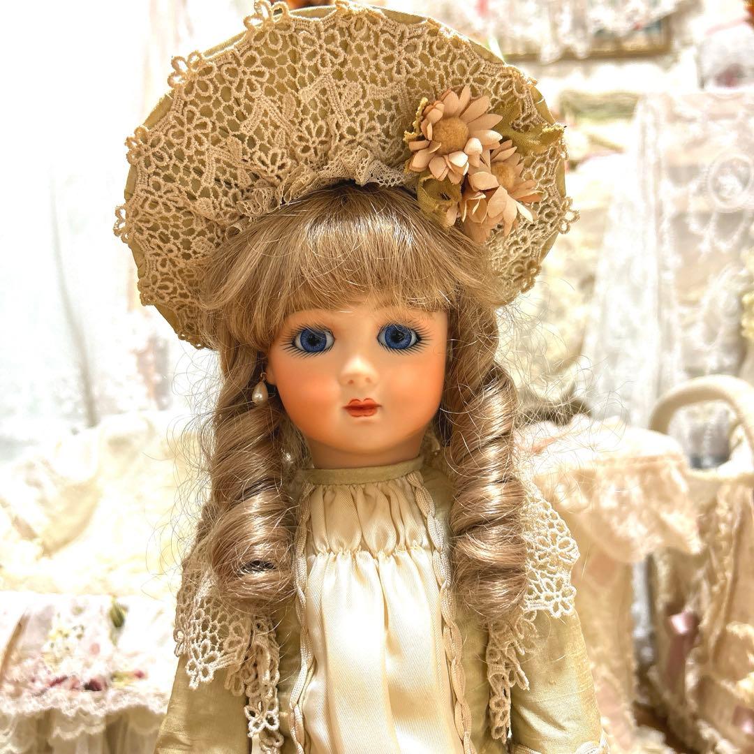 アンティーク　ヴィンテージ　ビスクドール