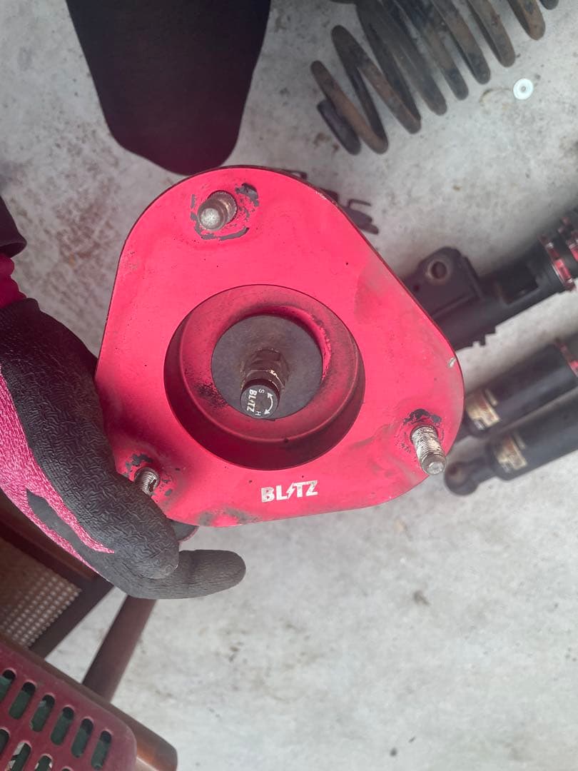 BLITZ DAMPER-Z 30プリウス　車高調