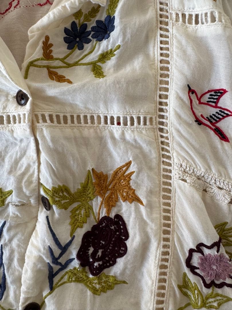 todayful 刺繍シャツ