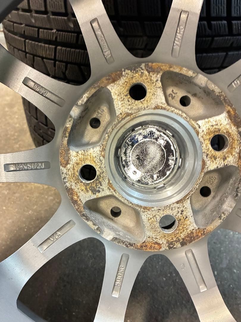 E12系ノート用❗️185/70R14スタッドレスセット❗️