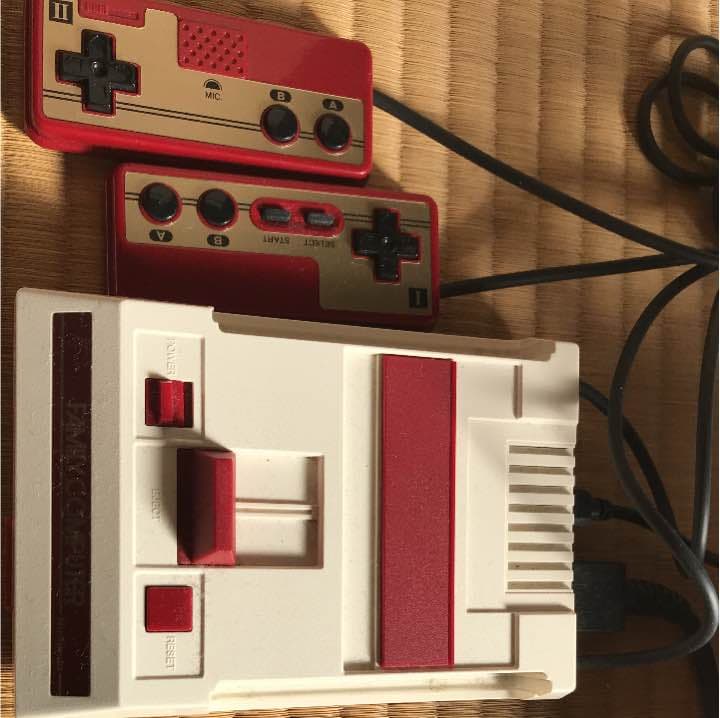 ニンテンドークラシックミニ ファミリーコンピュータ