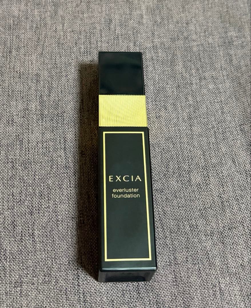 エクシア エバーラスターファンデーション OC101 ライトオークル