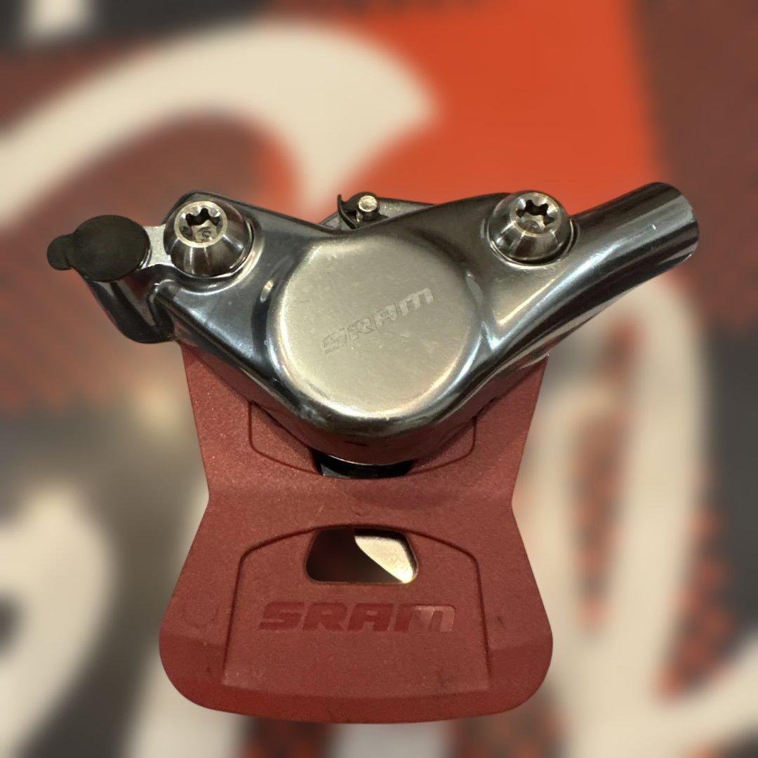 SRAM RED eTap AXS HRD ディスクブレーキキャリパー 1ピース