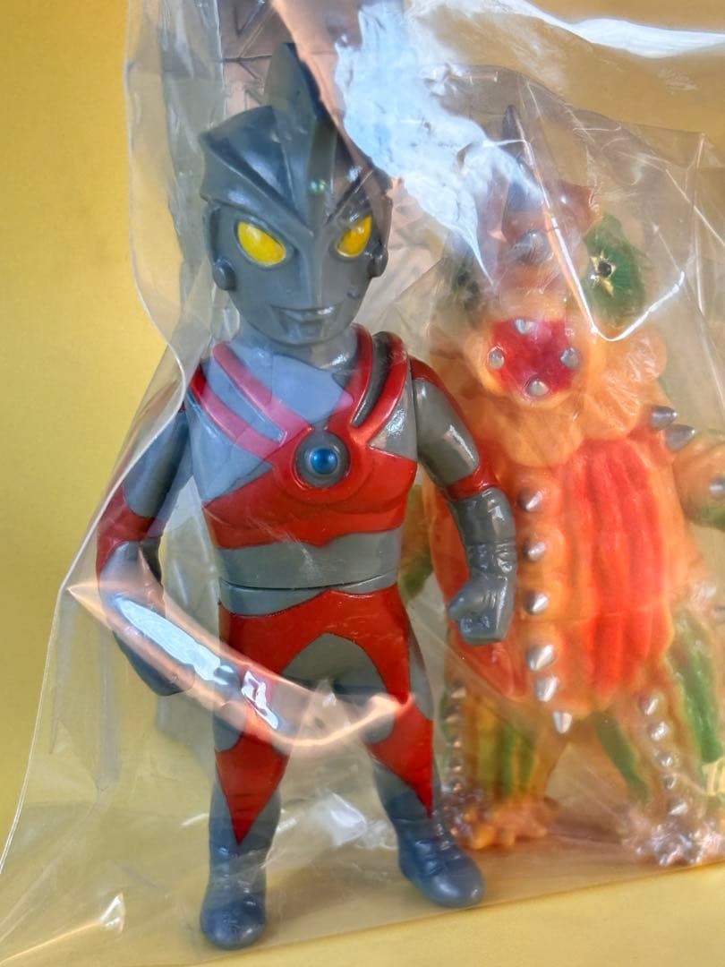 マックストイ ミニソフビ怪獣シリーズ ウルトラマンエース/サボテンダー　マルサン