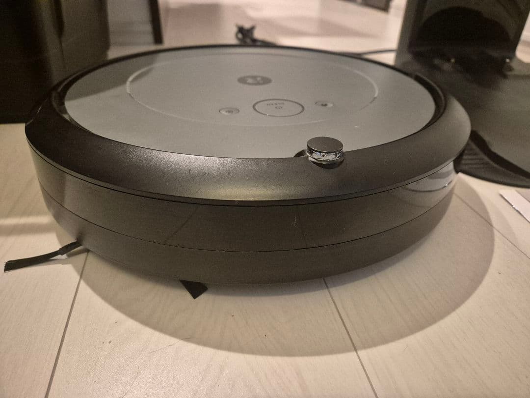 iRobot Roomba i2 ロボット掃除機 本体、クリーンベースセット