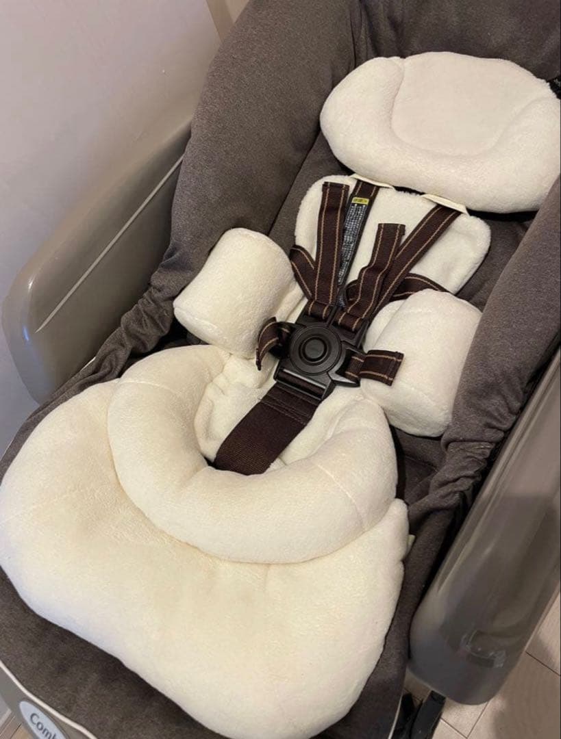 コンビ　ネムリラ