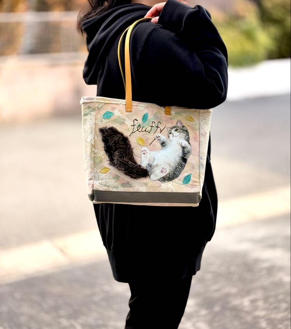 (手づくり)\"ふわふわ軽いネコ\"アップリケねこトートバッグ
