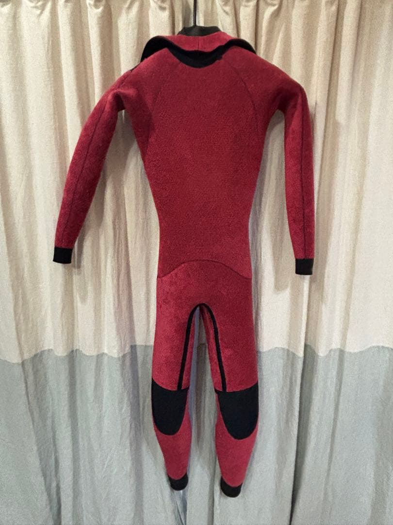 【本日出荷対応可能　写真追加】 お値下HOT LINE セミドライウェットスーツ