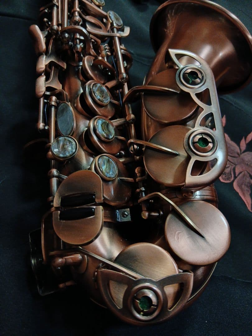 カーブド　ソプラノサックス　アンティークブロンズ　無銘　美品