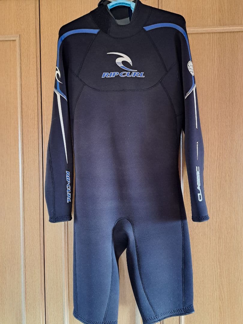 Rip Curl ロングスリーブショートジョン•バックジップ