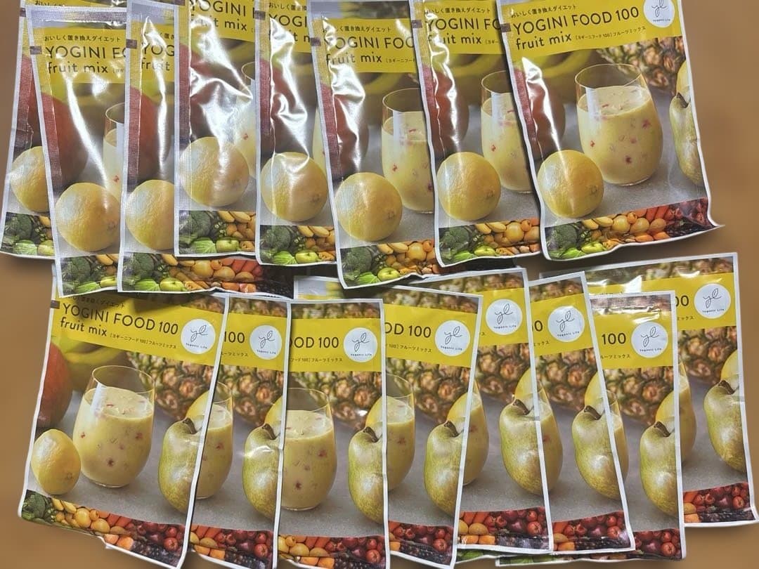 c*p様 ヨギーニフード100 フルーツミックス味 16袋
