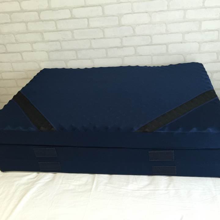 ニトリ シングル 三つ折り 敷布団 マットレス 点で支える 体圧分散