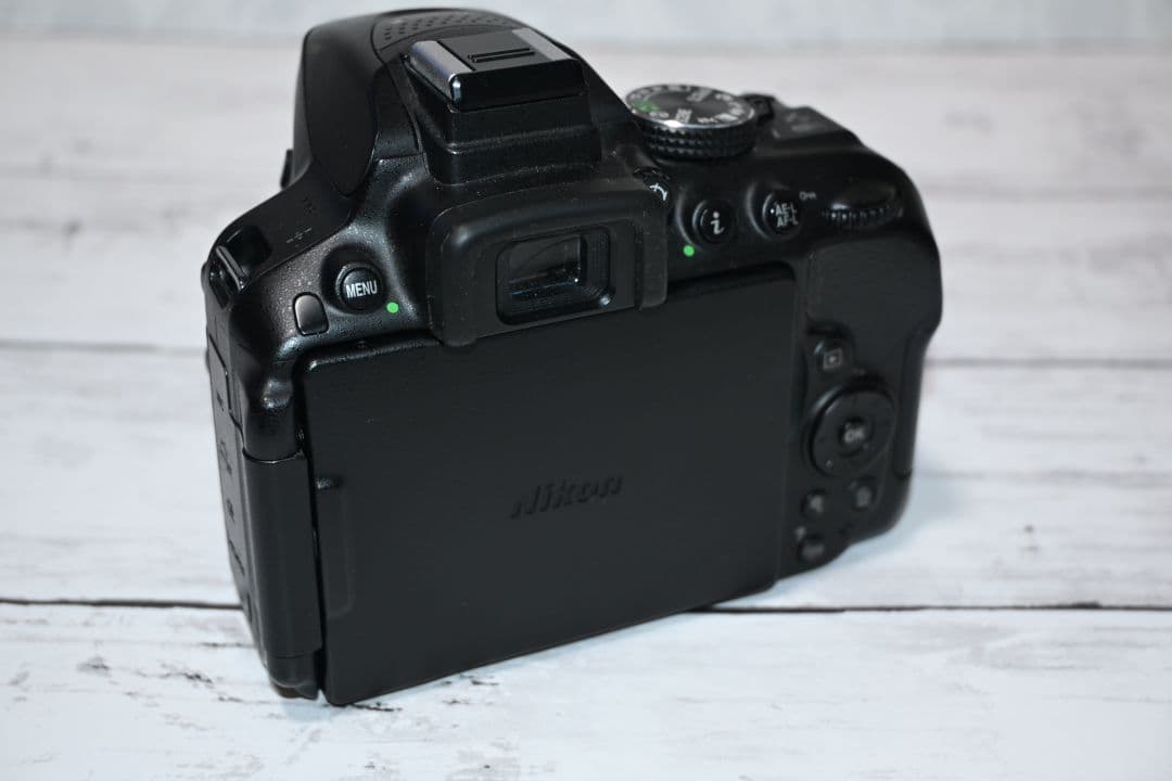 p*o様 Nikon　D5300　ボディ　一眼レフカメラ