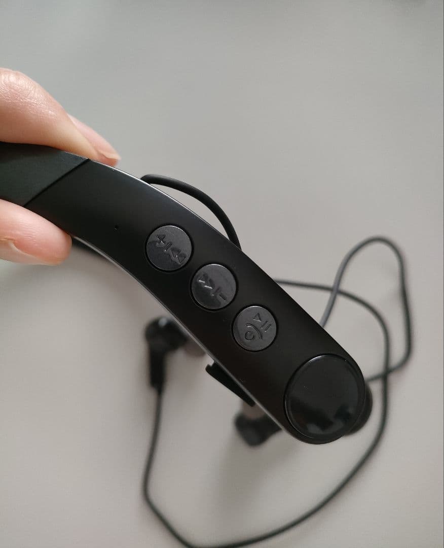 集音器 首かけ集音器 充電式 音量調節 電話/音楽対応