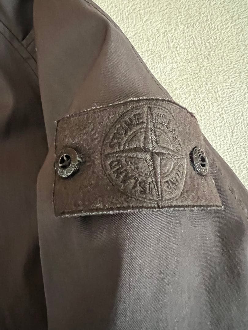 ストーンアイランド　ゴースト　ボンバージャケット