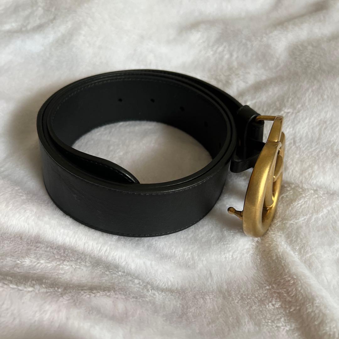 GUCCI黒レザーベルト