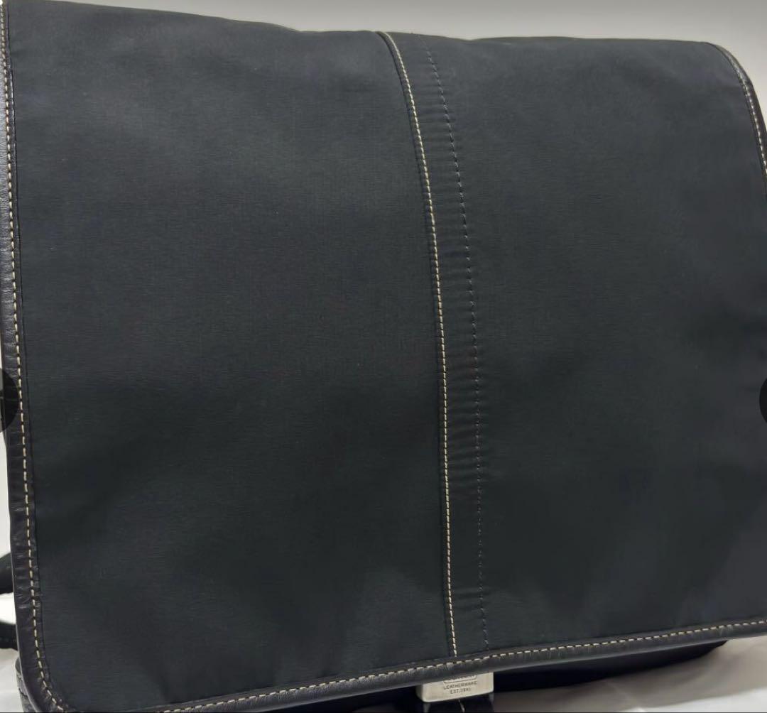 COACH メッセンジャーバッグ ブラック A4収納