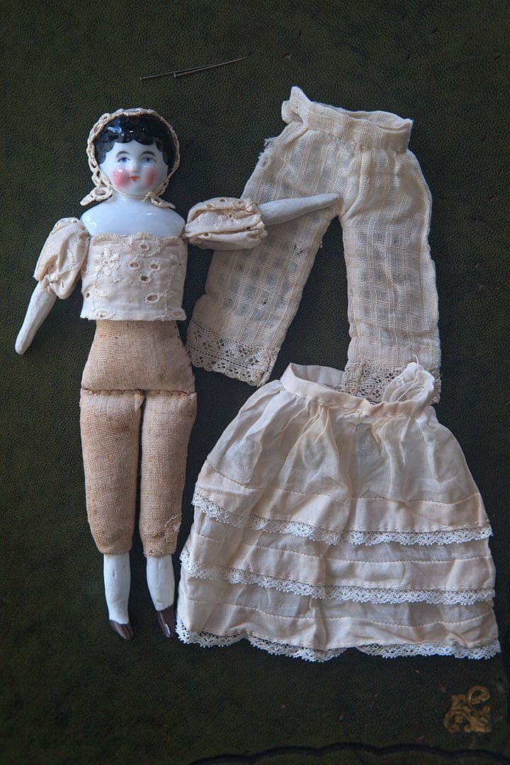 ネ*ネ様 アンティーク チャイナヘッドドール ビスクドール ミニチュア