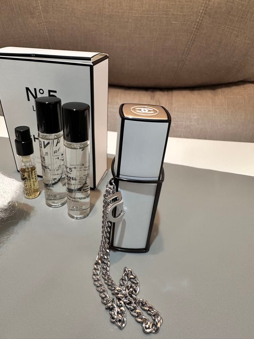 シャネル No.5ローオードゥトワレット パーススプレイ チャームチェーン付き