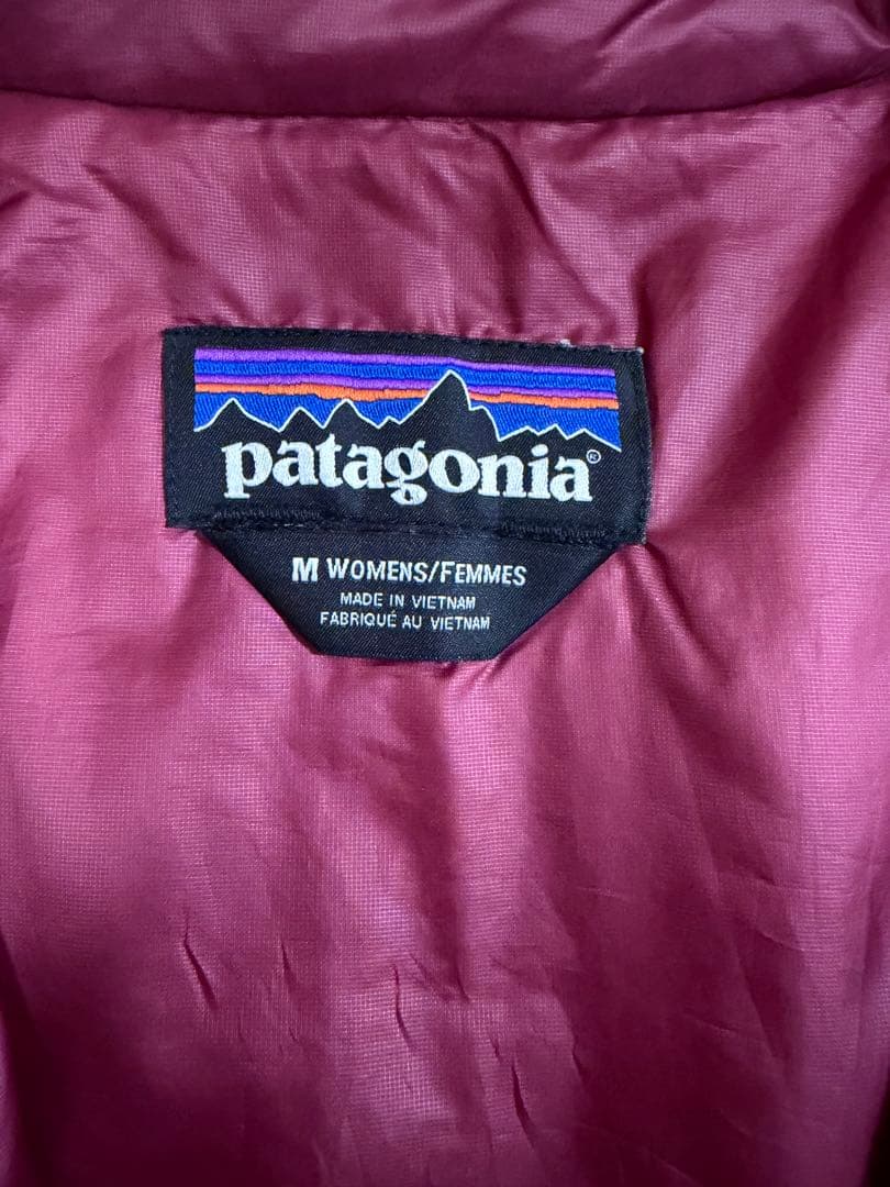 パタゴニア　ナノパフジャケット Woman　Mサイズ
