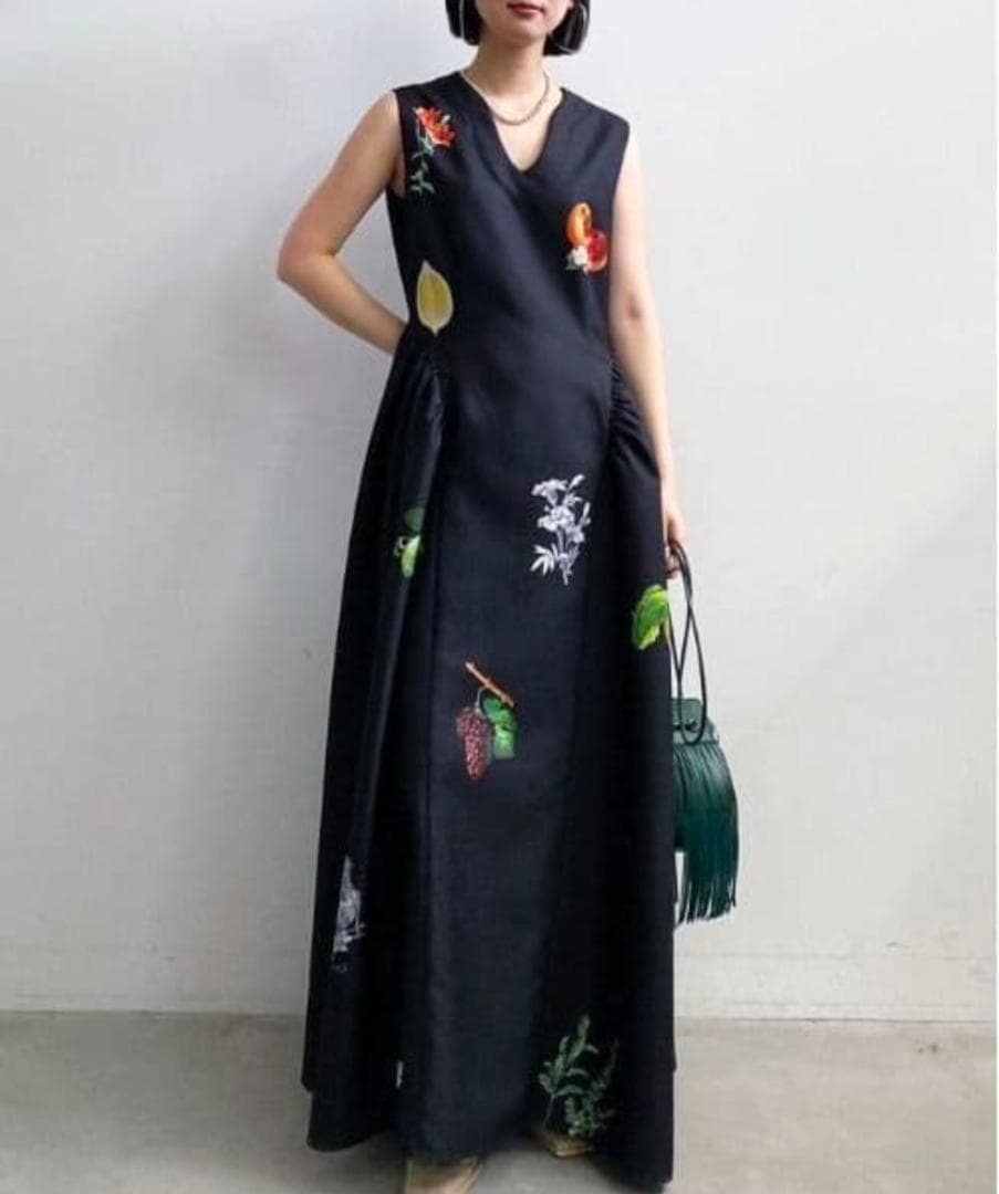 アメリ　ノースリーブ　ボタニカル　ドレス