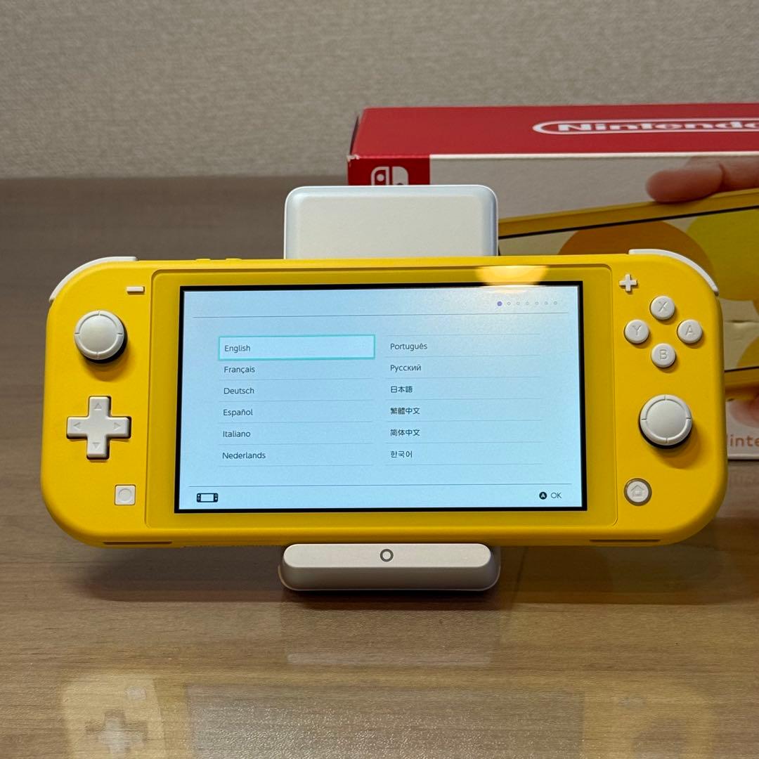 6-267 Switch LITE イエロー 箱付き