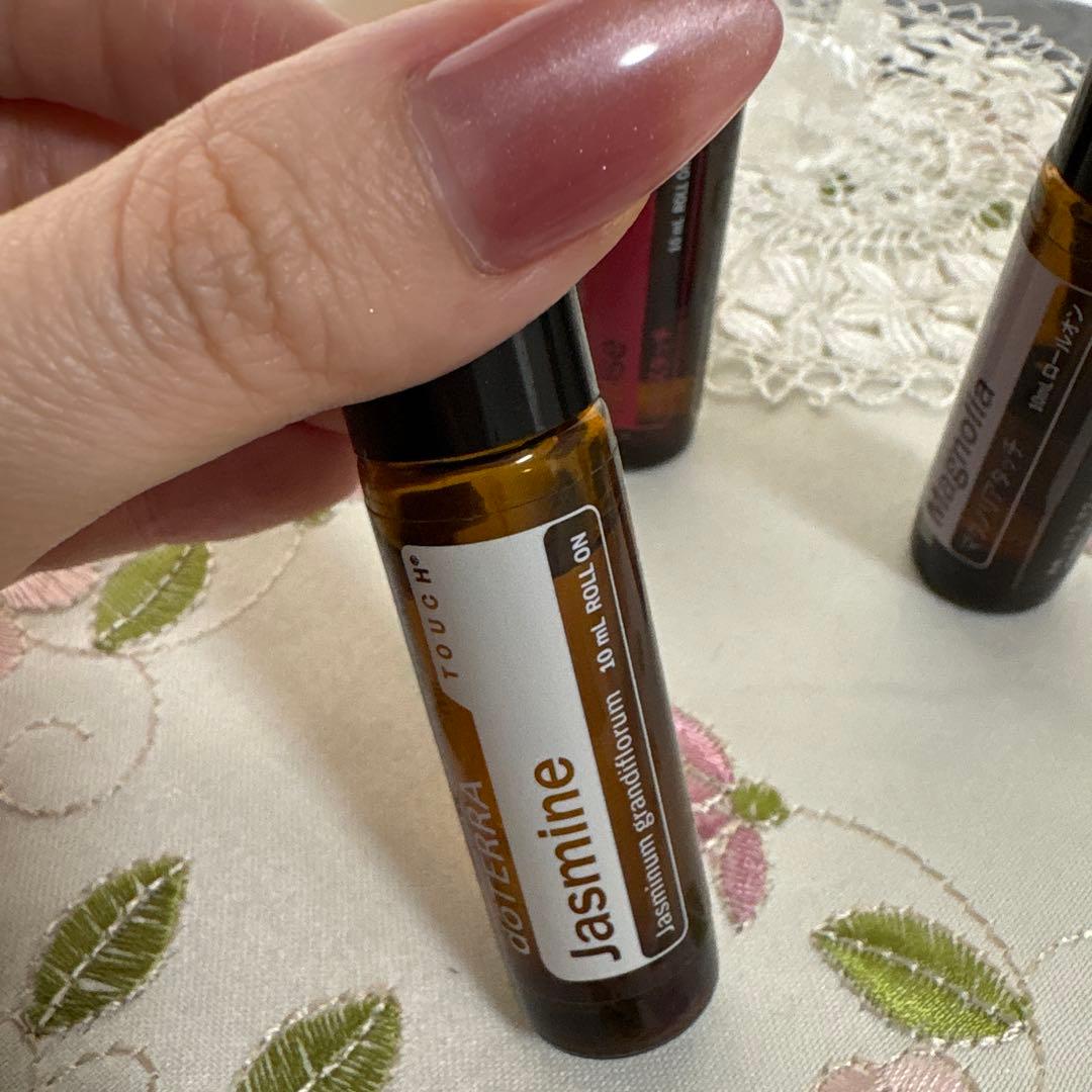 みー　ドテラ　ロールオン他