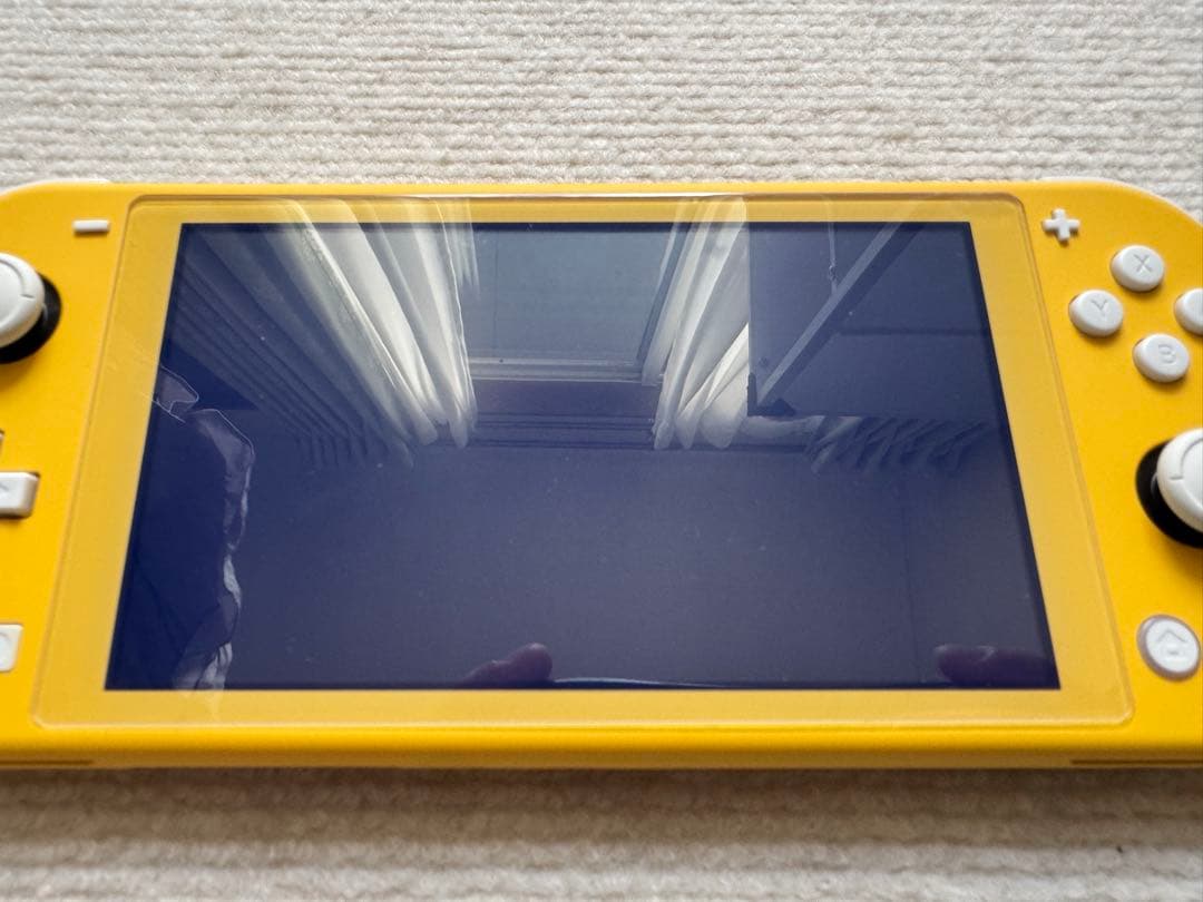 Nintendo Switch Lite イエロー 本体(昨年12月購入)