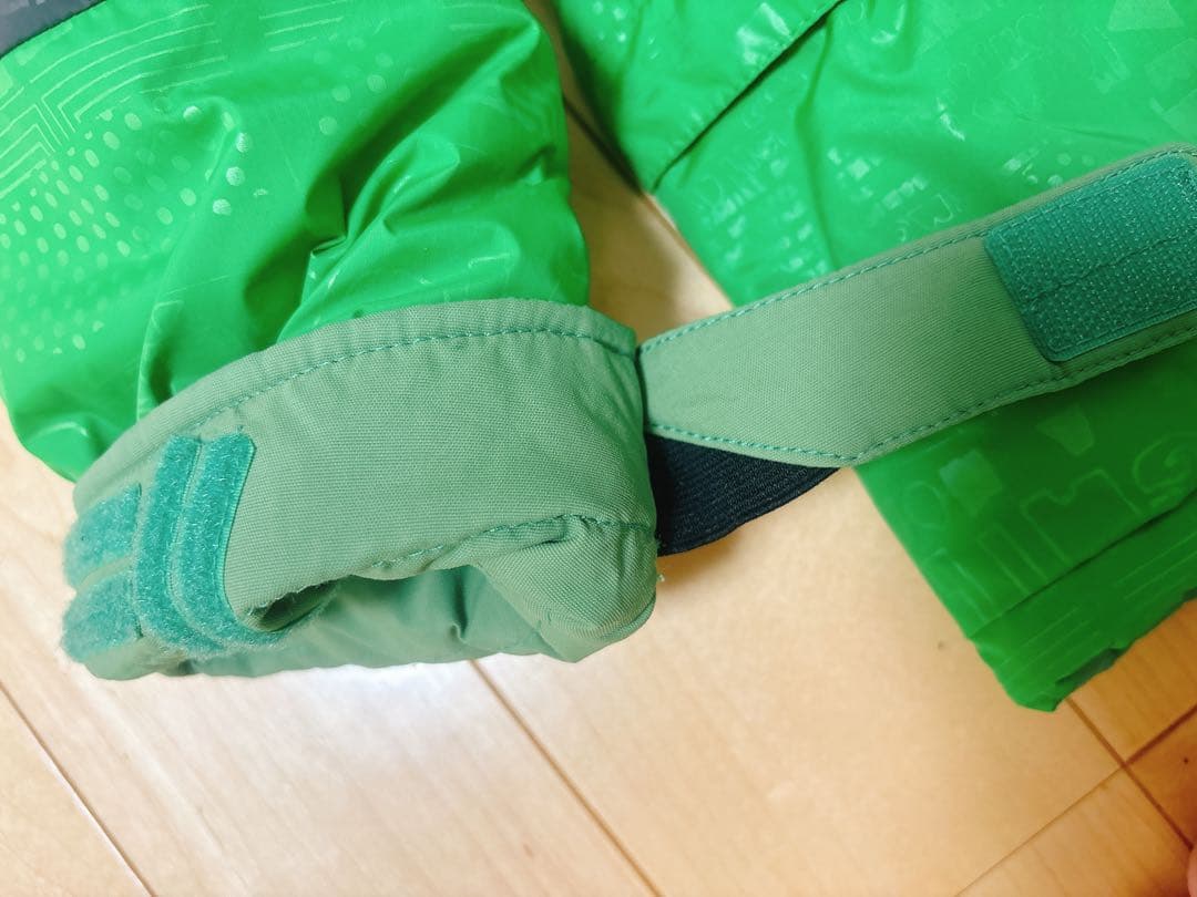 美品　VOLCOMスノーボードウェア