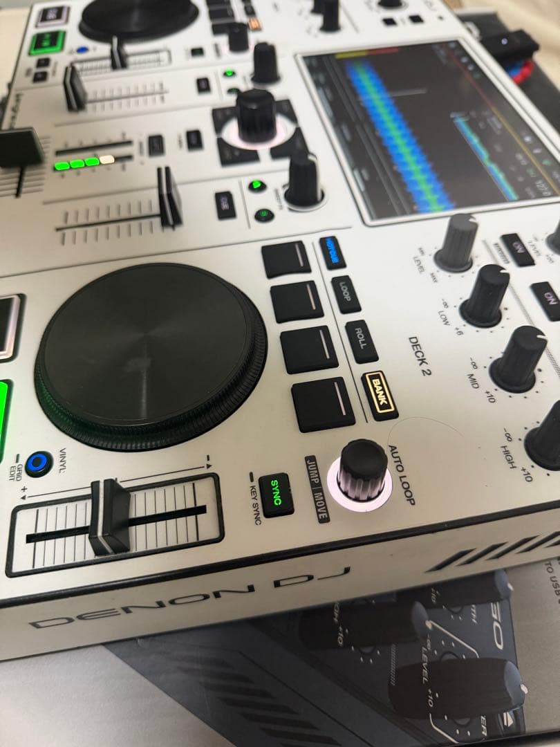 【極美品・ホワイトカスタム】Denon DJ PRIME Go