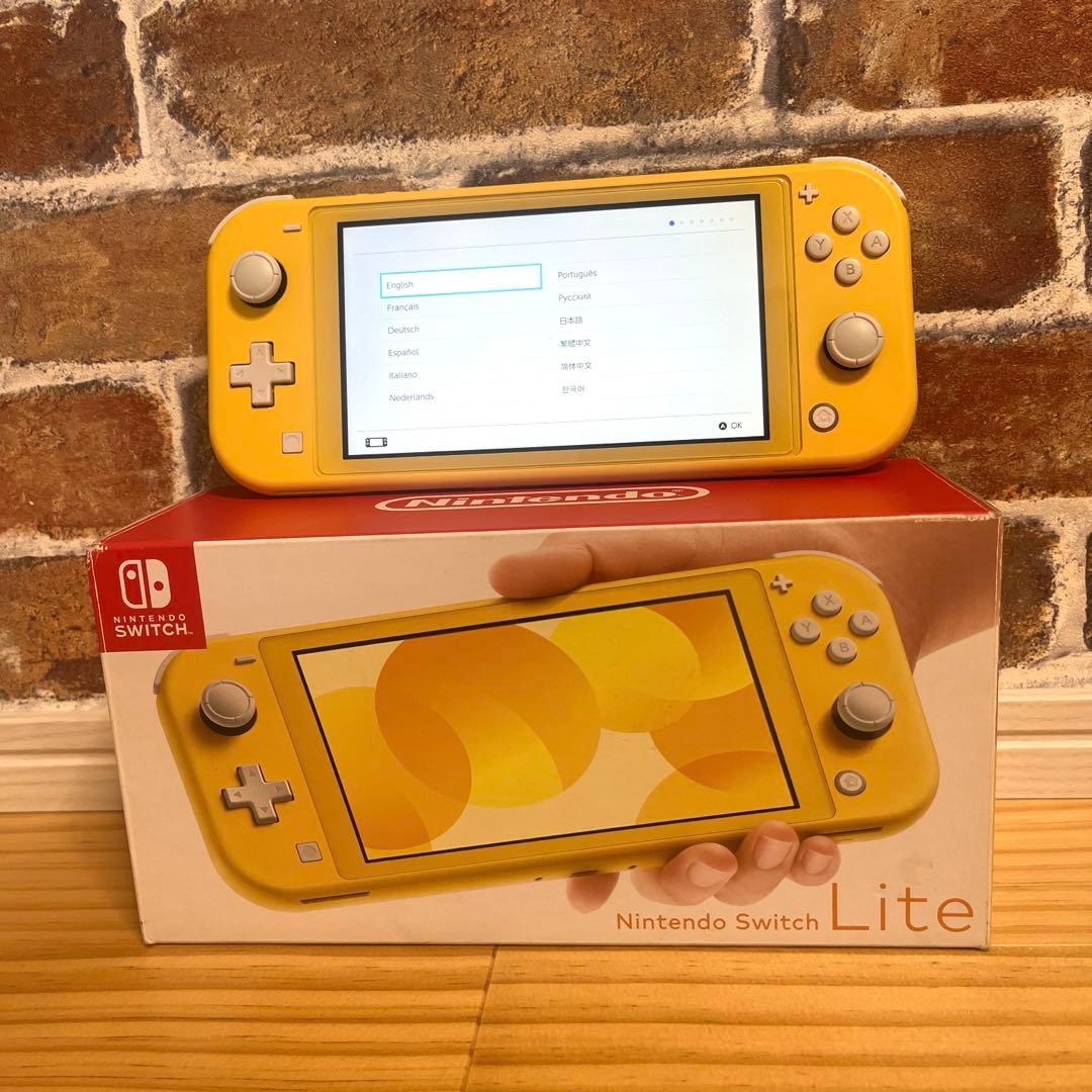 スイッチライト　イエロー　ジャンク品