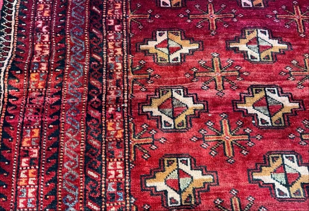 大型 ザーヘダーン産ペルシャ絨毯 トライバルラグ