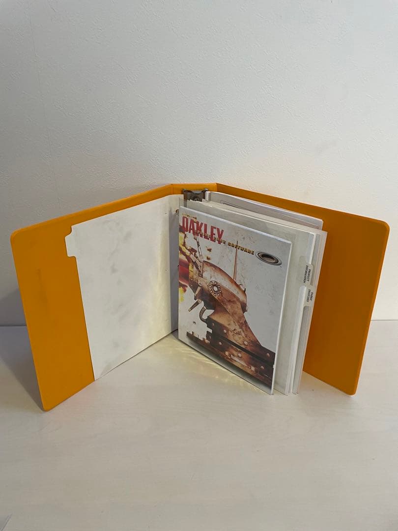 ミ*ん様 OAKLEY オークリー 非売品　セールスマン用カタログ